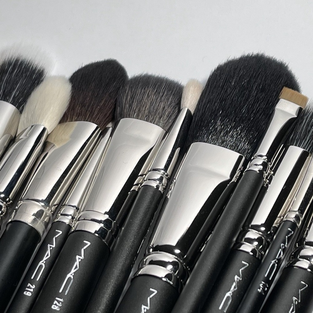 MAC Cosmetics Premium Brush Collection - Black and Silver